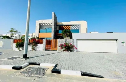 Villa - 5 Bedrooms - 7+ Bathrooms for rent in West Village - Al Furjan - Dubai
