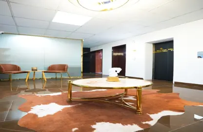 Business Centre - Studio - 1 Bathroom for rent in Al Kazim Building - Karama Park Area - Al Karama - Dubai