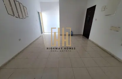 شقة - غرفة نوم - 1 حمام للايجار في بناية مويليح 29 - مويلح - الشارقة شقة - غرفة نوم - 1 حمام للايجار في بناية مويليح 29 - مويلح - الشارقة