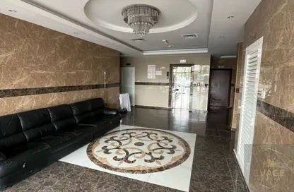 عمارة بالكامل - استوديو - 8 حمامات للبيع في أبراج الراشدية - الراشدية - عجمان وسط المدينة - عجمان