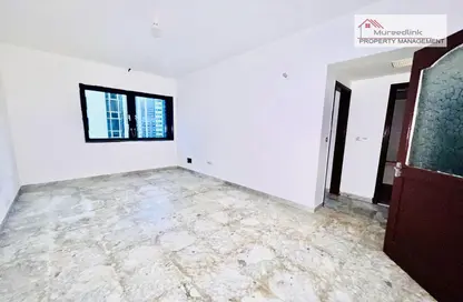 صورة لـ غرفة فارغة شقة - غرفة نوم - 1 حمام للايجار في برج يو بي إل - شارع خليفة - أبوظبي ، صورة رقم 1