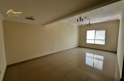 Apartment - 3 Bedrooms - 3 Bathrooms for rent in New Al Taawun Road - Al Taawun - Sharjah