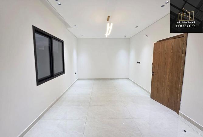 15923001 - Property Image 3