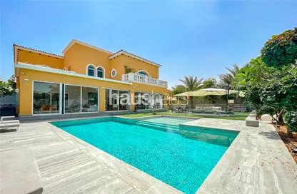 Villa - 5 Bedrooms - 6 Bathrooms for sale in Legacy - Jumeirah Park - Dubai