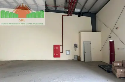 مستودع - استوديو - 1 حمام للايجار في مدينة الإمارات الصناعية - الشارقة