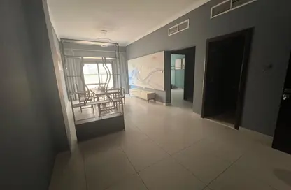 شقة - 2 غرف نوم - 2 حمامات للايجار في فلل الروضة 2 - 2 الروضة - الروضة - عجمان شقة - 2 غرف نوم - 2 حمامات للايجار في فلل الروضة 2 - 2 الروضة - الروضة - عجمان