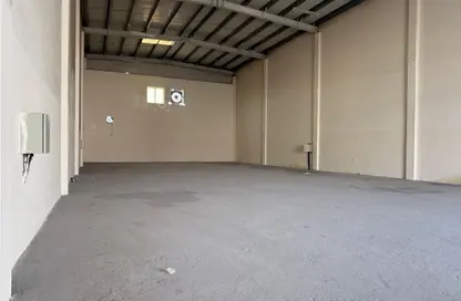 Warehouse - Studio - 1 Bathroom for rent in Al Sajaa Industrial - Al Sajaa - Sharjah