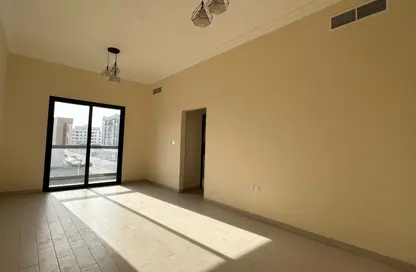 Apartment - 2 Bedrooms - 3 Bathrooms for rent in Al Jurf Industrial 3 - Al Jurf Industrial - Ajman