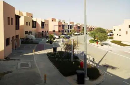 Villa - 3 Bedrooms - 3 Bathrooms for rent in Zone 7 - Hydra Village - Abu Dhabi