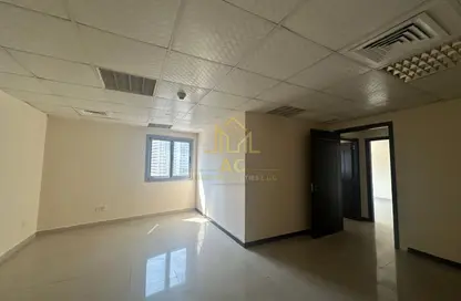 Office Space - Studio - 1 Bathroom for rent in Sheikha Noor Tower - Barsha Heights (Tecom) - Dubai