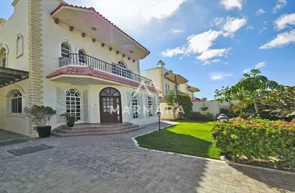 Villa - 4 Bedrooms - 5 Bathrooms for rent in Umm Suqeim 2 Villas - Umm Suqeim 2 - Umm Suqeim - Dubai