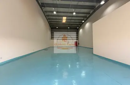 مستودع - استوديو - 1 حمام للايجار في الصجعة الصناعية - آلصجعه - الشارقة