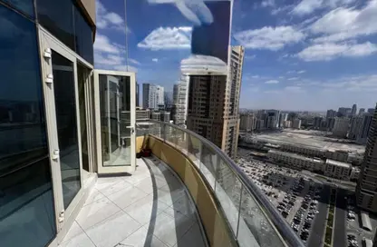 Apartment - 3 Bedrooms - 4 Bathrooms for rent in Al Khan Corniche - Al Khan - Sharjah