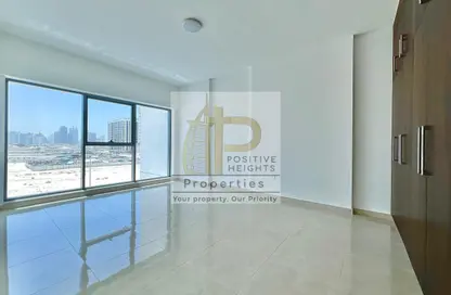 Apartment - 1 Bedroom - 2 Bathrooms for rent in Lulu Building - Al Barsha 1 - Al Barsha - Dubai