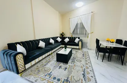 شقة - 2 غرف نوم - 2 حمامات للايجار في مساكن كورنيش عجمان - طريق كورنيش عجمان - عجمان