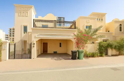 Villa - 2 Bedrooms - 3 Bathrooms for rent in District 16 - Jumeirah Village Circle - Dubai