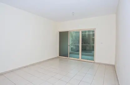Apartment - Studio - 1 Bathroom for rent in Al Thayyal - Greens - Dubai