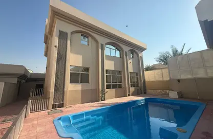 فيلا - 4 غرف نوم - 5 حمامات للايجار في فلل الجميرا 1 - جميرا 1 - الجميرا - دبي فيلا - 4 غرف نوم - 5 حمامات للايجار في فلل الجميرا 1 - جميرا 1 - الجميرا - دبي