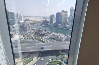 Office Space - Studio - 5 Bathrooms for rent in The Metropolis - Business Bay - Dubai