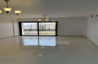 Office Space - Studio - 1 Bathroom for rent in White Crown Building - Sheikh Zayed Road - Dubai
