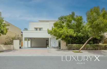 Villa - 4 Bedrooms - 4 Bathrooms for rent in Meadows 9 - Meadows - Dubai