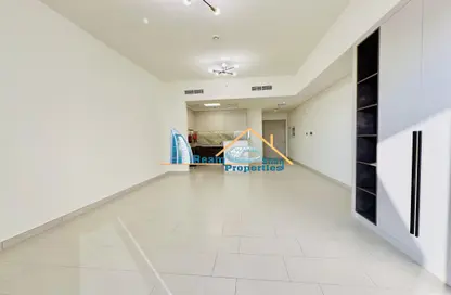 Apartment - 1 Bathroom for rent in Al Jaddaf - Dubai