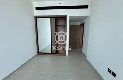 شقة - 2 غرف نوم - 2 حمامات للايجار في بن غاطي جارديني - قرية الجميرا سركل - دبي