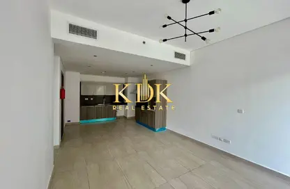 شقة - 2 غرف نوم - 2 حمامات للايجار في برج يوني ايستات برايم - الضاحية 10 - قرية الجميرا سركل - دبي