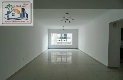 Apartment - 2 Bedrooms - 3 Bathrooms for rent in Al Majaz 1 - Al Majaz - Sharjah