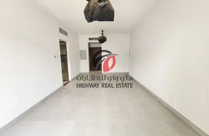 Apartment - 1 Bedroom - 2 Bathrooms for rent in Al Mamzar - Deira - Dubai