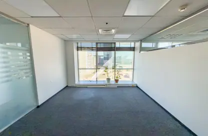 Office Space - Studio - 1 Bathroom for rent in Fairmont Hotel - Sheikh Zayed Road - Dubai