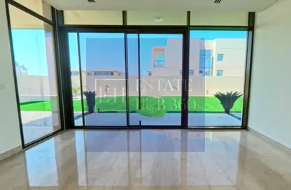 Villa - 5 Bedrooms - 7 Bathrooms for rent in Nad Al Dhabi - Al Jubail Island - Abu Dhabi