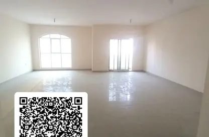 Apartment - 3 Bedrooms - 5 Bathrooms for rent in Al Khan Corniche - Al Khan - Sharjah