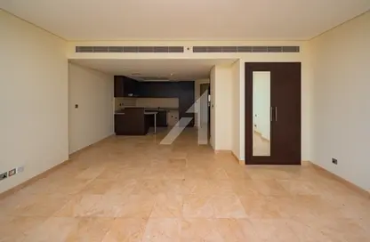Empty Room image for: Apartment - 1 Bathroom for rent in Sky Gardens - DIFC - Dubai, Image 1