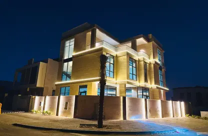Villa - 5 Bedrooms - 7 Bathrooms for sale in Al Yasmeen 1 - Al Yasmeen - Ajman