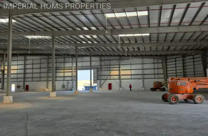 مستودع - استوديو - 1 حمام للايجار في أم الثعوب - أم القيوين