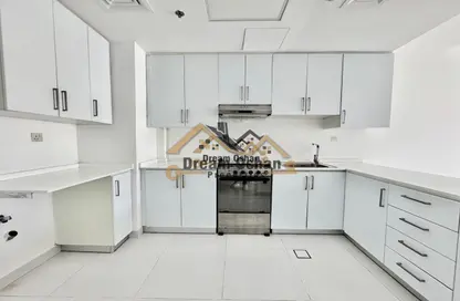 Apartment - 1 Bedroom - 2 Bathrooms for rent in Dilan Tower - Culture Village - Dubai