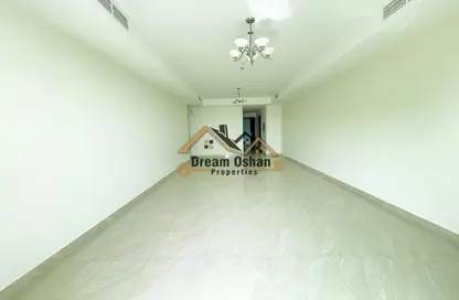 شقة - 3 غرف نوم - 5 حمامات للايجار في أبراج رياح - القرية التراثية - دبي