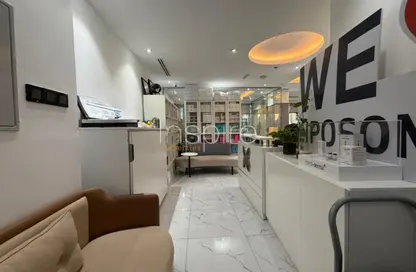 مكتب - استوديو - 2 حمامات للايجار في 51 برج - الخليج التجاري - دبي