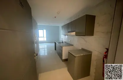 Apartment - Studio - 1 Bathroom for rent in Al Rashidiya Towers - Al Rashidiya - Ajman Downtown - Ajman
