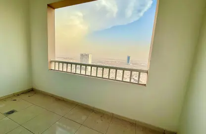 شقة - غرفة نوم - 2 حمامات للايجار في برج ربيعة - مجان - دبي لاند - دبي