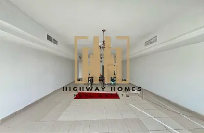 Apartment - 3 Bedrooms - 3 Bathrooms for rent in Al Taawun Street - Al Taawun - Sharjah