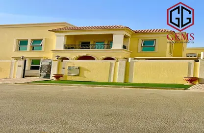 Villa - 4 Bedrooms - 5 Bathrooms for rent in Al Quoz 2 - Al Quoz - Dubai