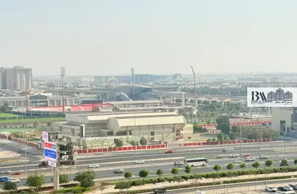 شقة - غرفة نوم - 2 حمامات للايجار في لا زونا ريزيدنس - الممزر - ديرة - دبي شقة - غرفة نوم - 2 حمامات للايجار في لا زونا ريزيدنس - الممزر - ديرة - دبي