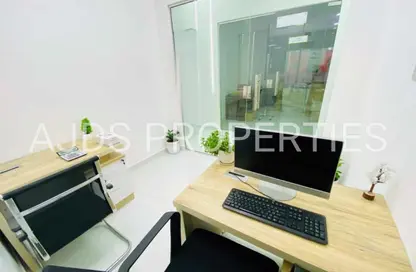 Office Space - Studio - 1 Bathroom for rent in Red Avenue - Al Garhoud - Dubai Office Space - Studio - 1 Bathroom for rent in Red Avenue - Al Garhoud - Dubai