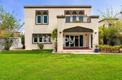 Villa - 3 Bedrooms - 4 Bathrooms for rent in Legacy - Jumeirah Park - Dubai
