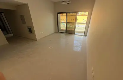 شقة - غرفة نوم - 2 حمامات للايجار في الجرف 3 - الجرف - عجمان وسط المدينة - عجمان