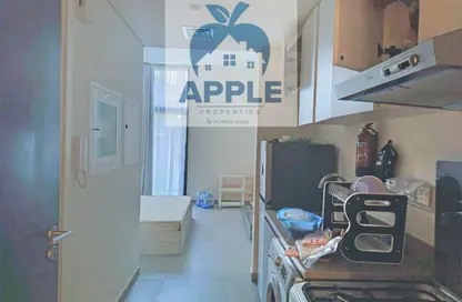 شقة - 1 حمام للايجار في ذا لينك - إيست فييليدج - الجادة - الشارقة