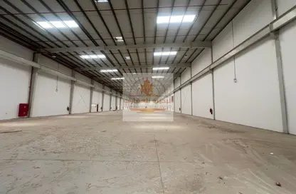 Warehouse - Studio - 1 Bathroom for rent in Al Sajaa Industrial - Al Sajaa - Sharjah