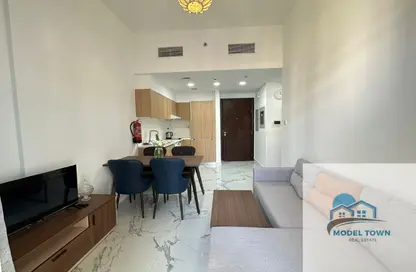Apartment - 1 Bedroom - 1 Bathroom for rent in Oasis 2 - Oasis Residences - Masdar City - Abu Dhabi